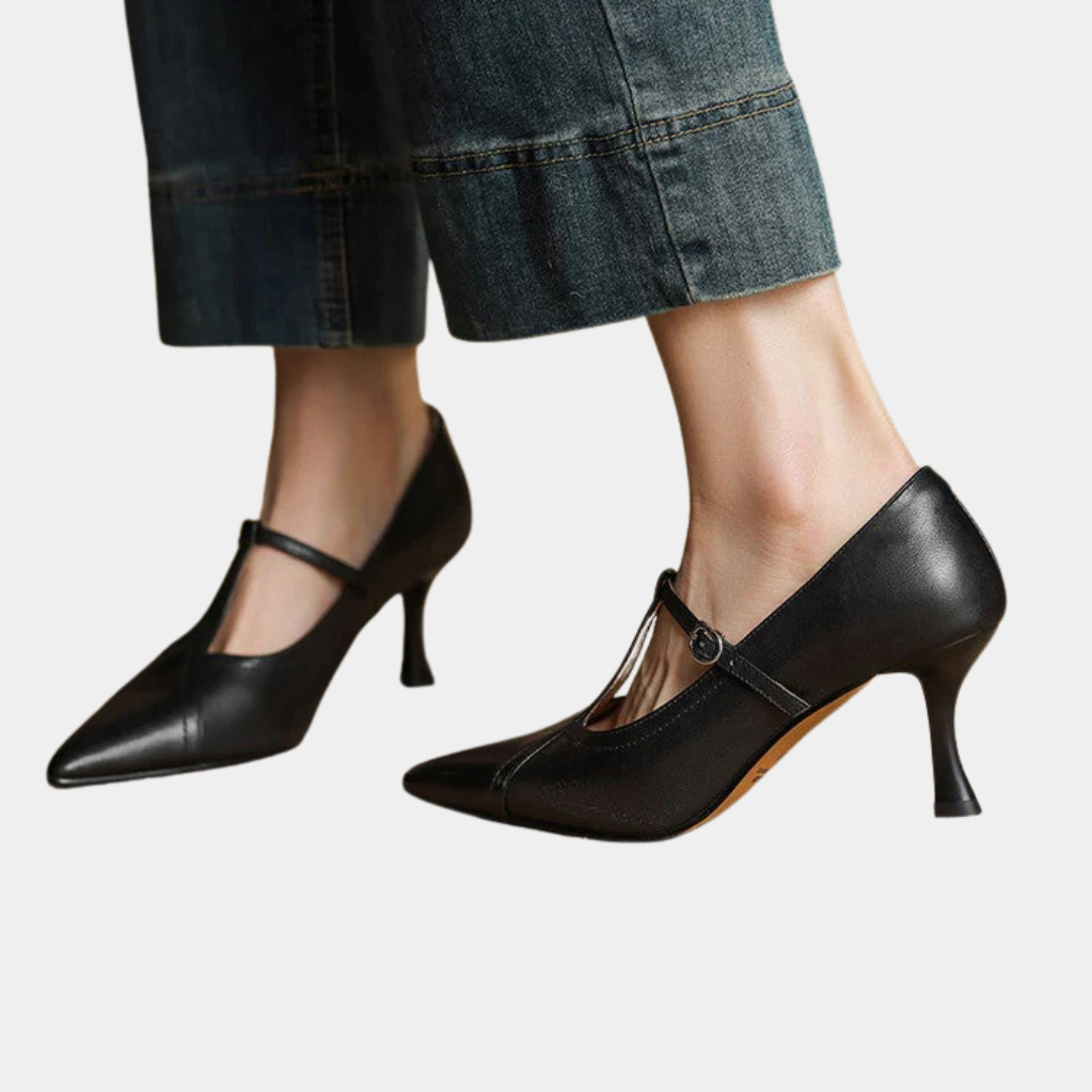 Murphy Mode | Women’s T-Buckle Strap Leather Pumps