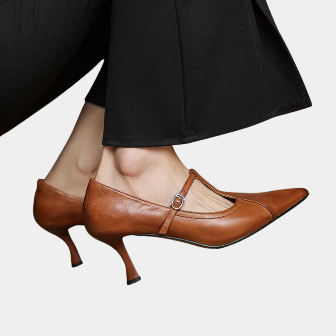 Murphy Mode | Women’s T-Buckle Strap Leather Pumps