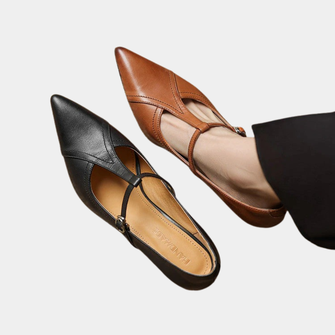 Murphy Mode | Women’s T-Buckle Strap Leather Pumps