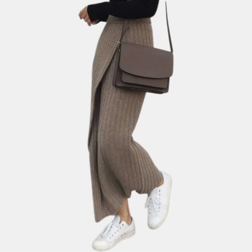 Murphy Mode | Women’s Slim Slit A-Line Skirt
